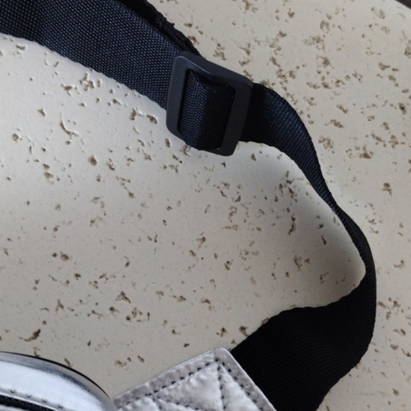 Paco Rabanne Belt Bag - Picture 5 of 12